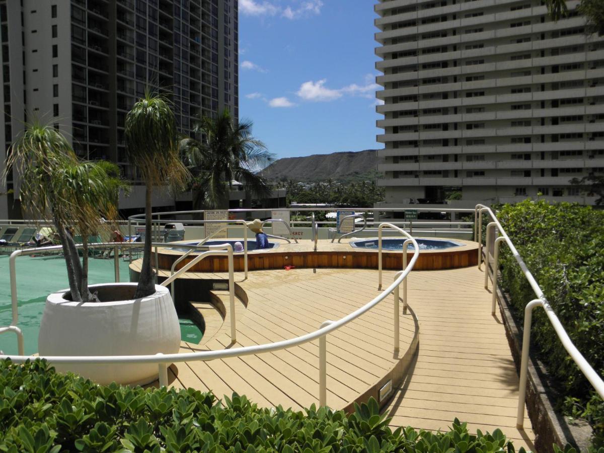 Great Ocean View Condo, Near Beach With Free Parking! Гонолулу Экстерьер фото